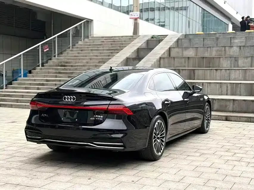 Audi A7L 2025 из CN, фото 4