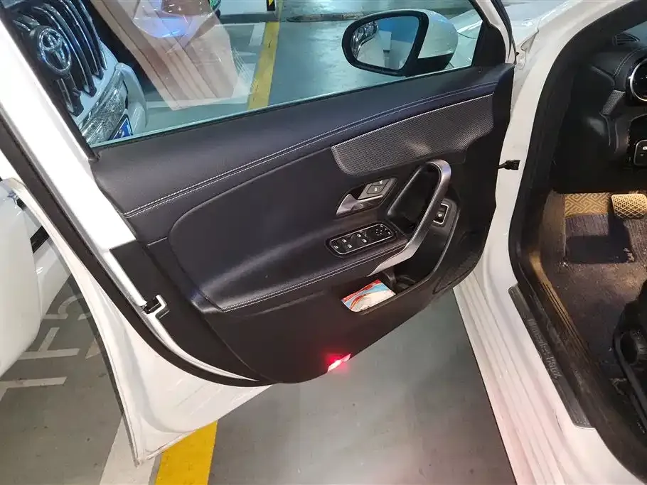 Mercedes-Benz A-Class 2021 из CN, фото 5
