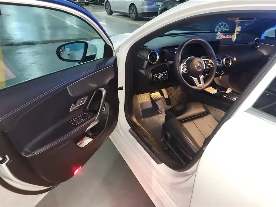 Mercedes-Benz A-Class 2021 из CN, фото 4