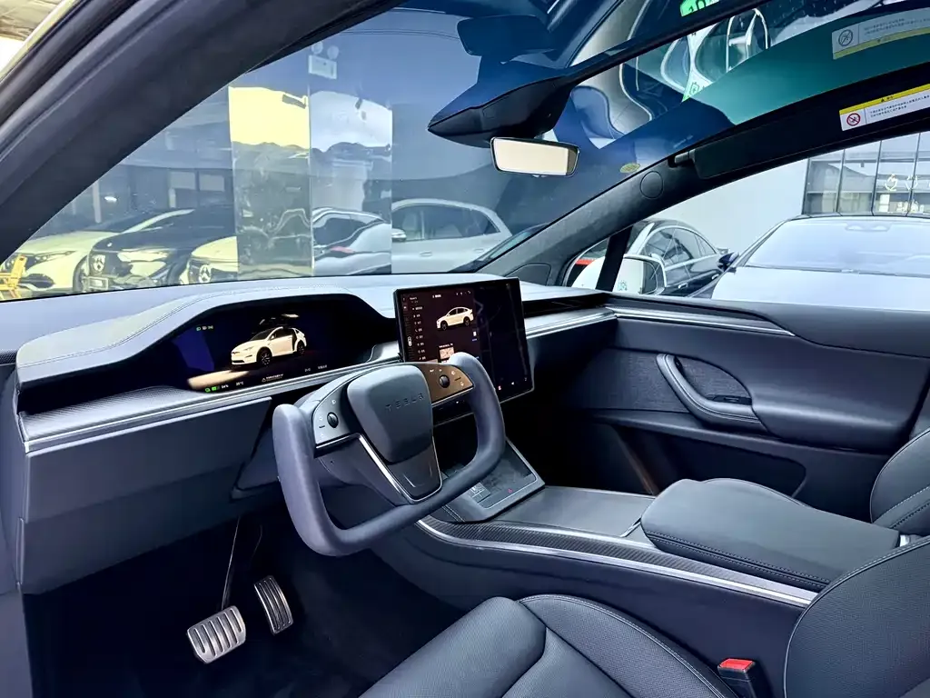 Tesla Model X 2023 из CN, фото 7