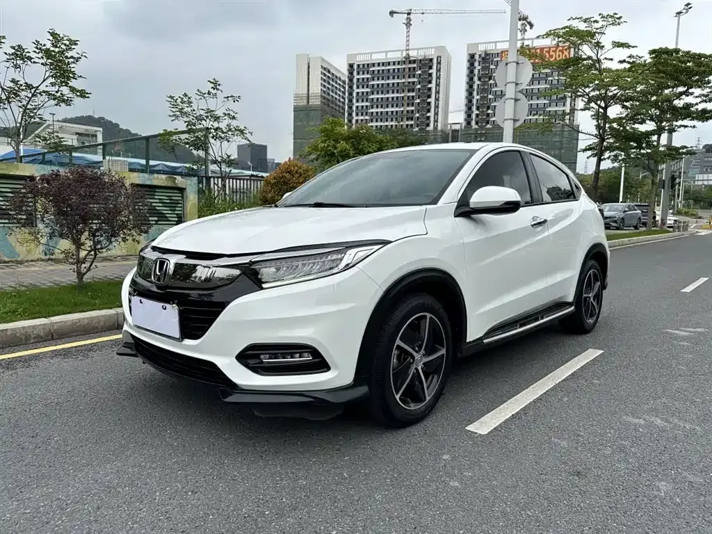 Honda Vezel — фото 1