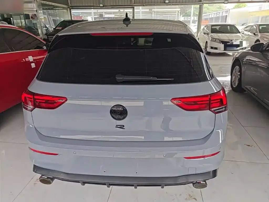 Volkswagen Golf 2022 из CN, фото 10