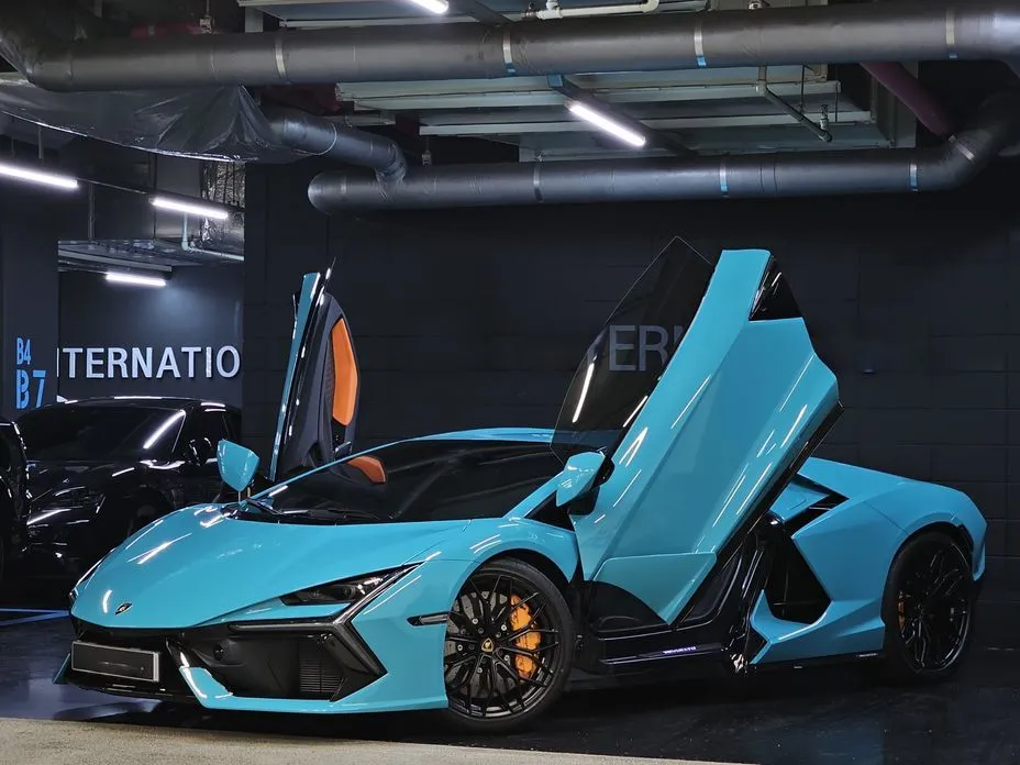 Lamborghini Revuelto 2025 из KR, фото 8