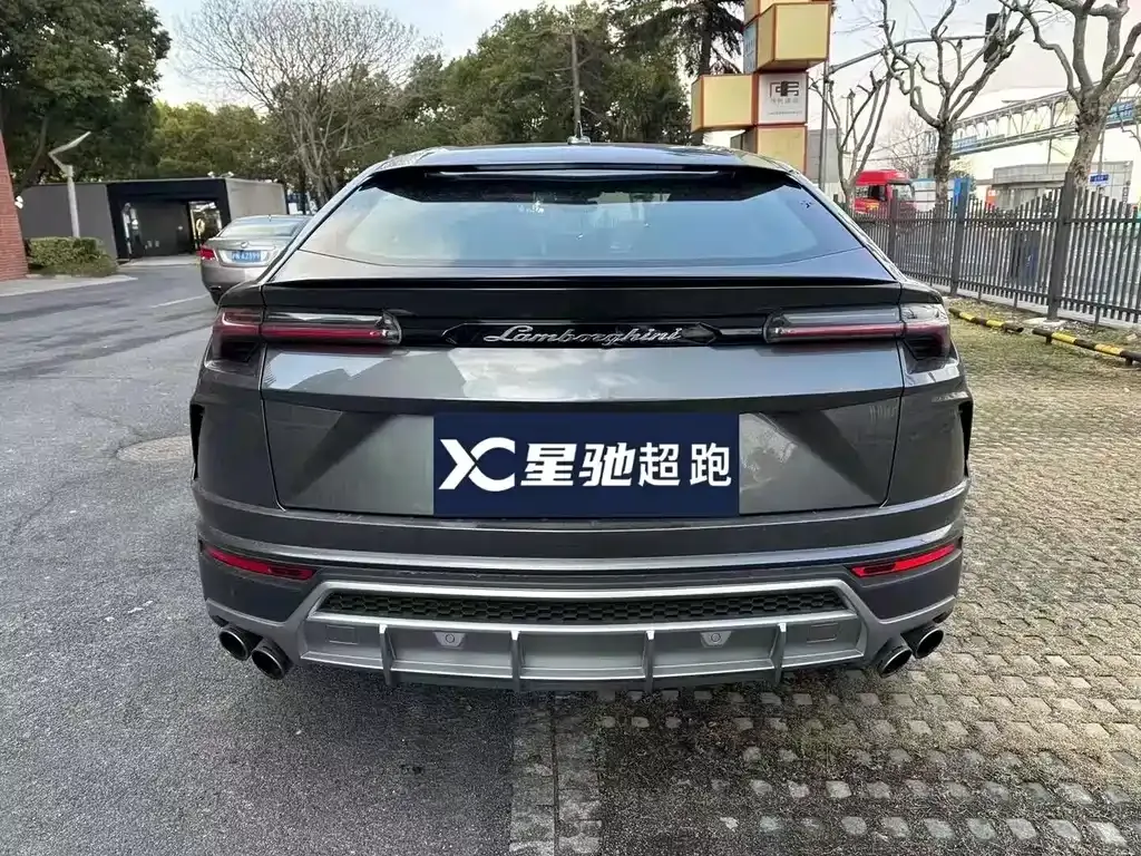 Lamborghini Urus — фото 5