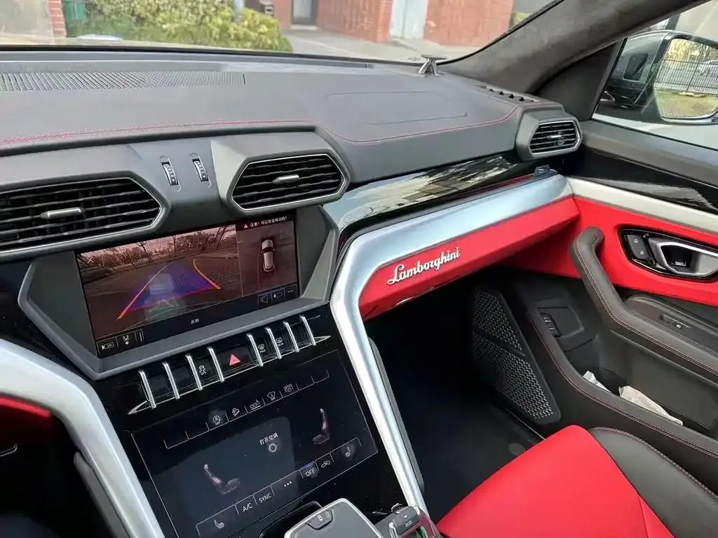 Lamborghini Urus — фото 2