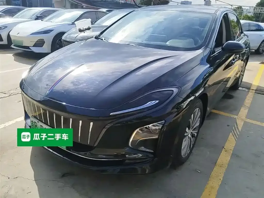 Hongqi E-QM5 2023 из CN, фото 3