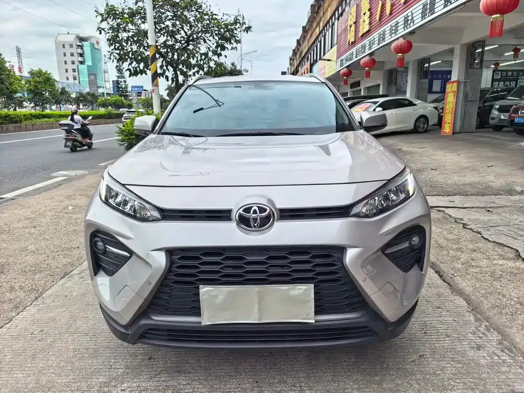 Toyota Wildlander — фото 6
