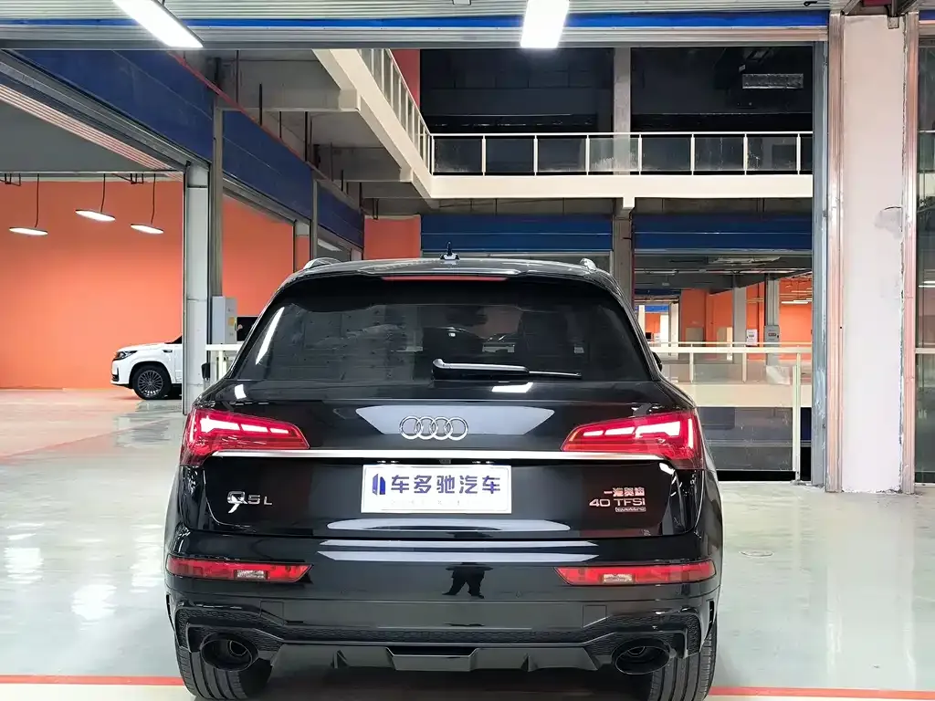 Audi Q5L 2023 из CN, фото 3
