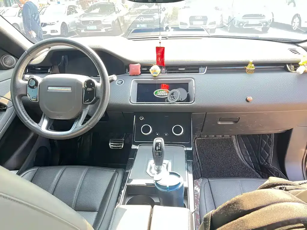Land Rover Evoque — фото 5