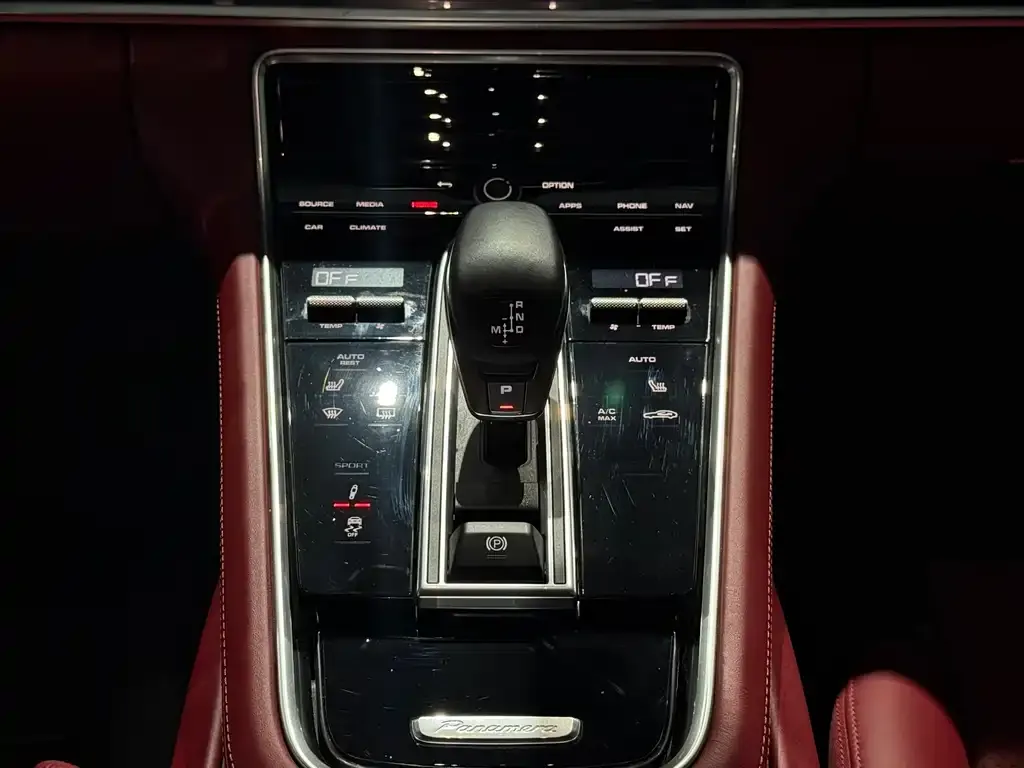 Porsche Panamera — фото 5