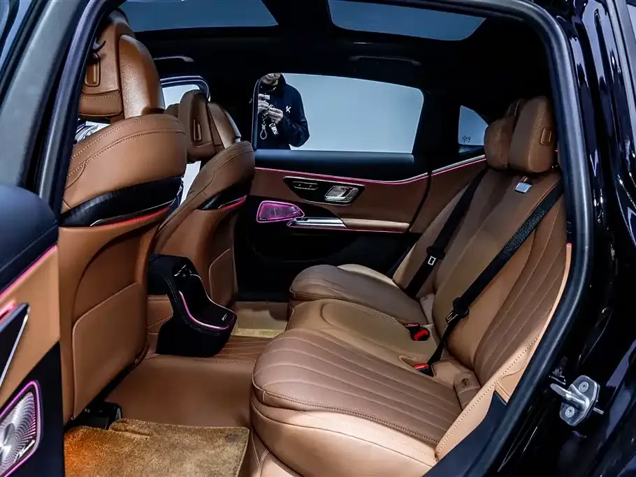 Mercedes-Benz E-Class 2026 из CN, фото 5
