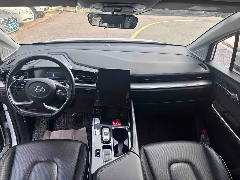 Hyundai Custo 2022 из CN, фото 2