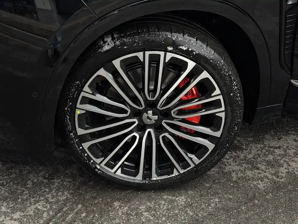 NIO ES8 — фото 3