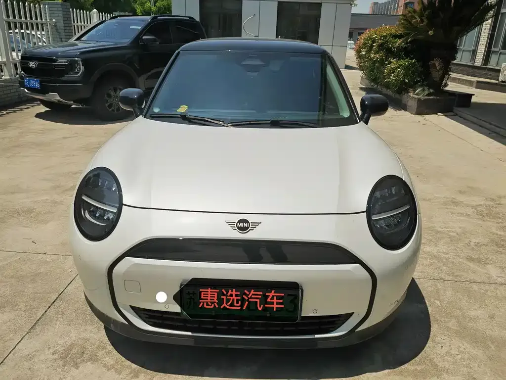 MINI Cooper EV 2024 из CN, фото 4