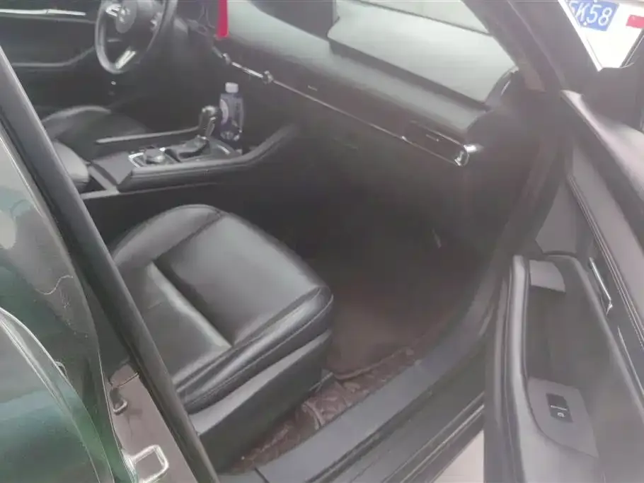 Mazda 3 Axela 2021 из CN, фото 4