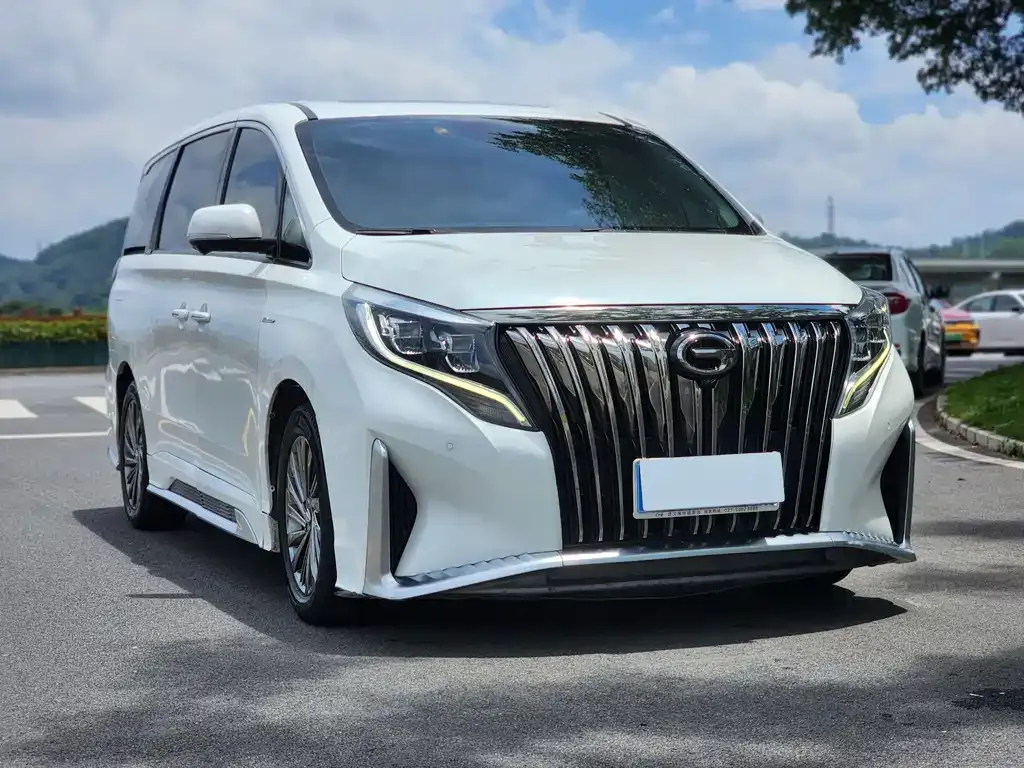 GAC Motor Trumpchi M8 — фото 9