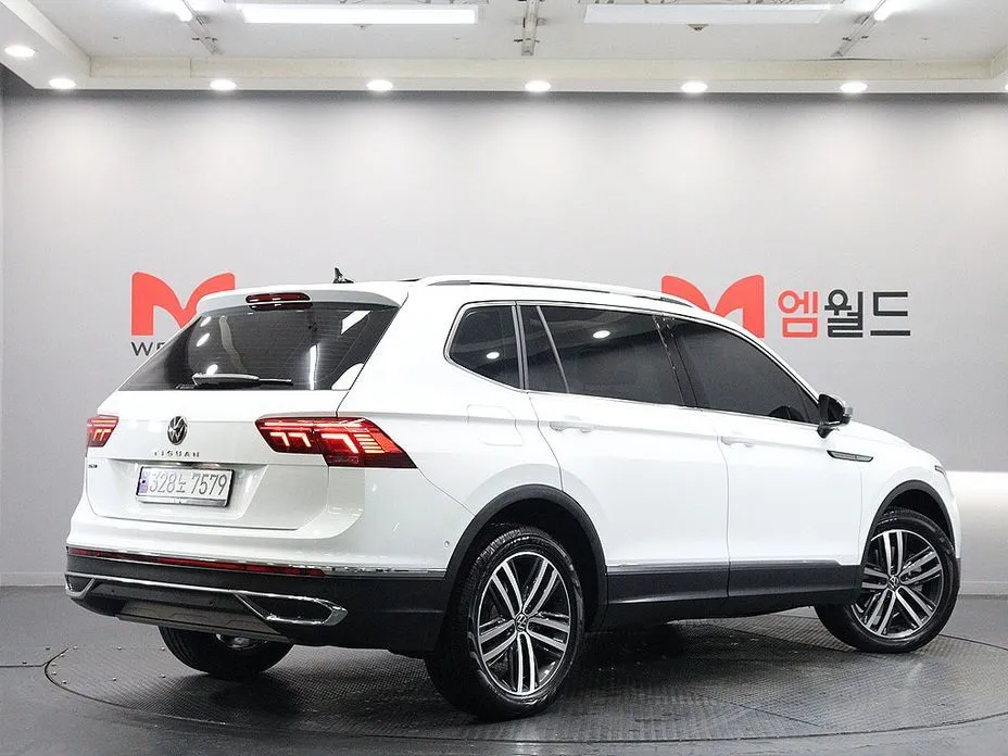 Volkswagen Tiguan — фото 4