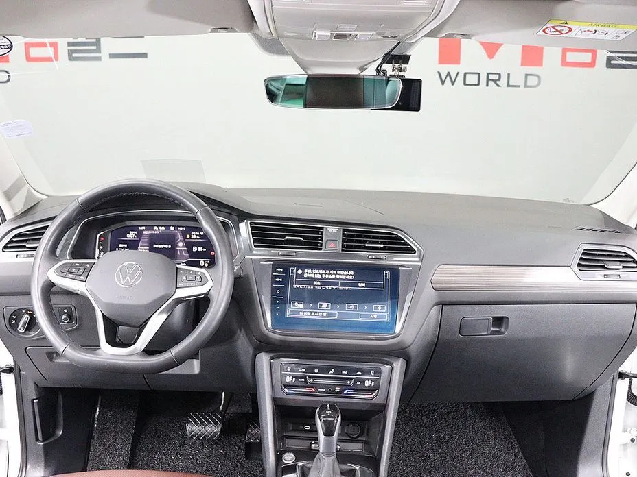 Volkswagen Tiguan — фото 9
