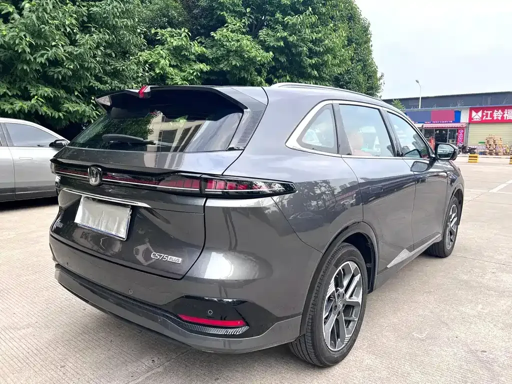 Changan CS75PLUS — фото 9