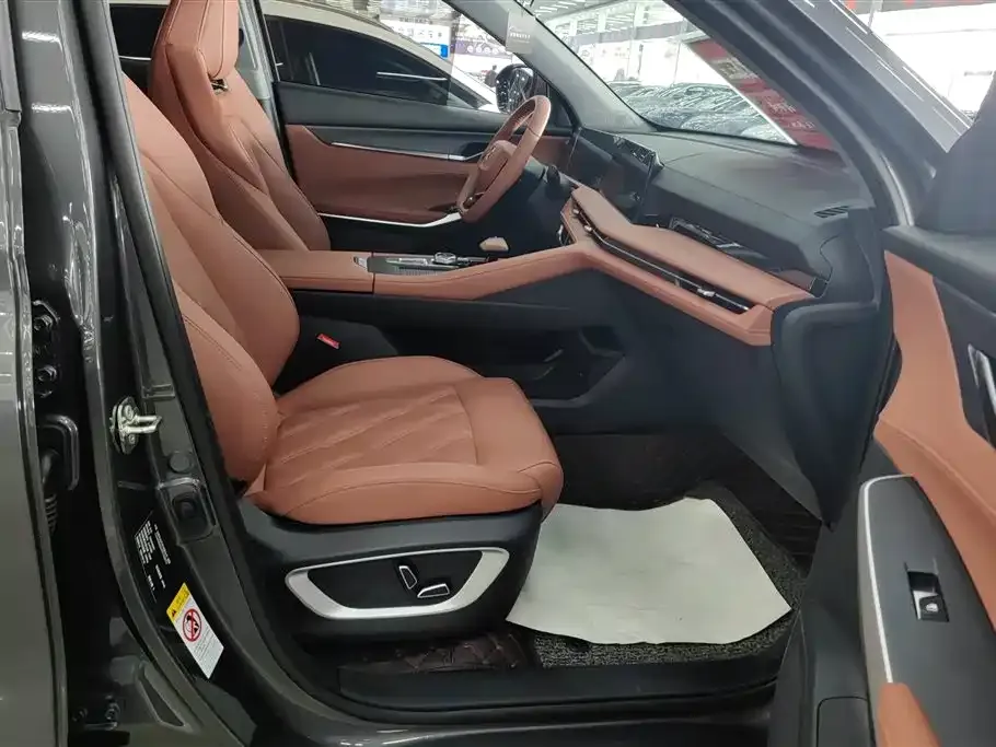 Changan CS75PLUS — фото 2