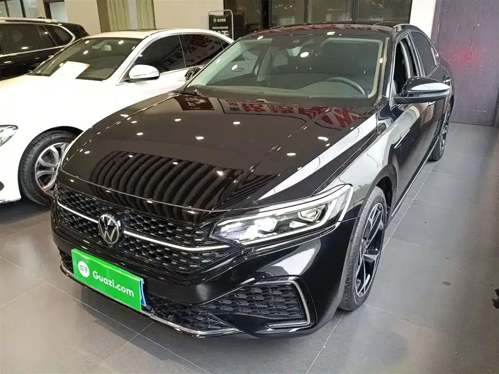 Volkswagen Passat 2023 из CN, фото 7