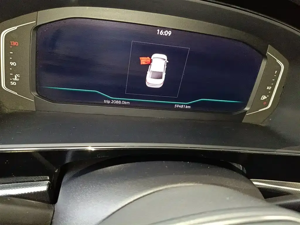 Volkswagen Passat 2023 из CN, фото 6
