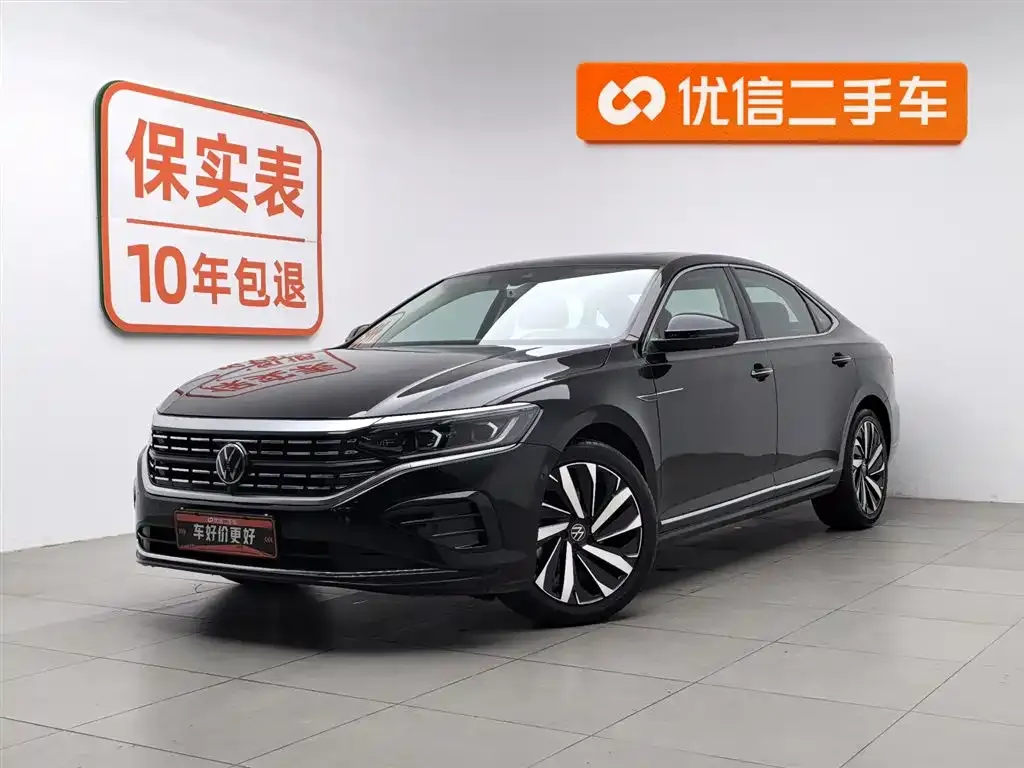 Volkswagen Passat — фото 1