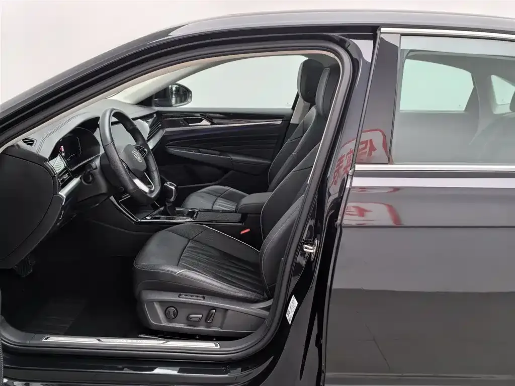 Volkswagen Passat — фото 9