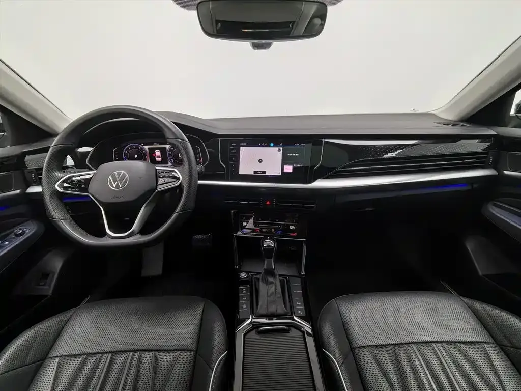 Volkswagen Passat — фото 8