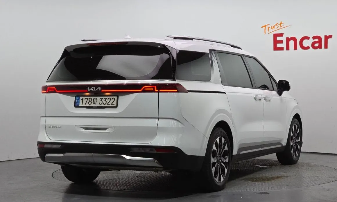 Kia Carnival 2023 из KR, фото 3