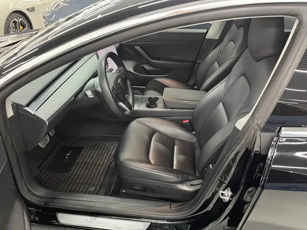 Tesla Model 3 2021 из CN, фото 8