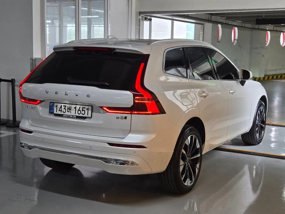 Volvo XC60 — фото 2