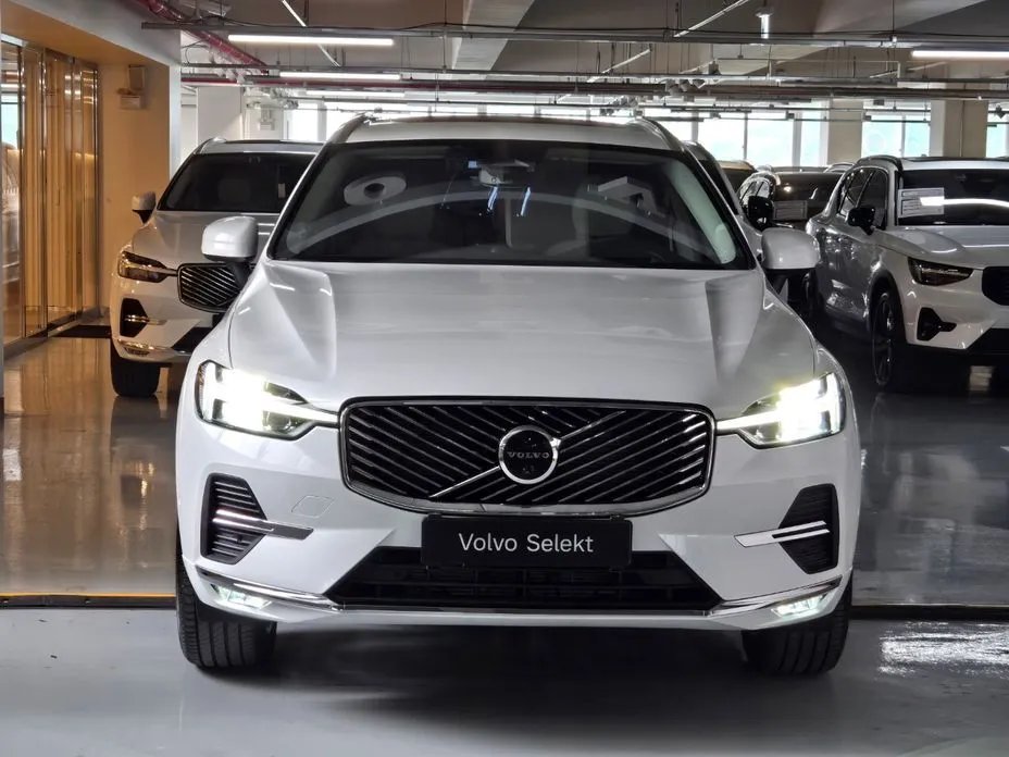 Volvo XC60 — фото 10