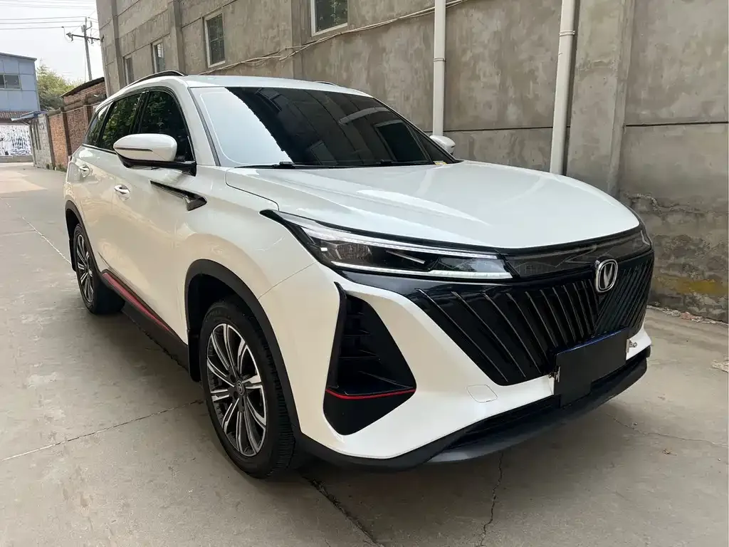 Changan CS75PLUS — фото 9