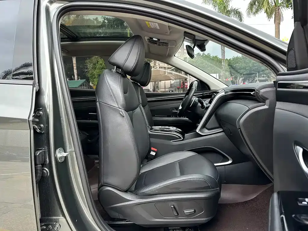 Hyundai Tucson 2023 из CN, фото 6