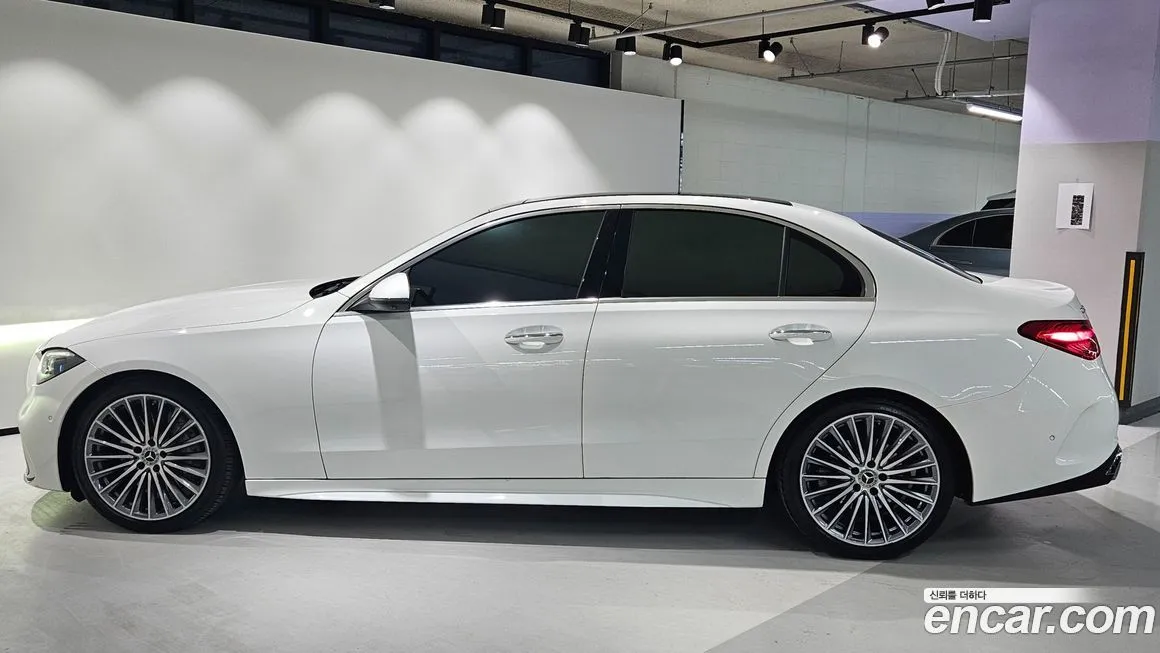 Mercedes-Benz C-Class 2023 из KR, фото 4