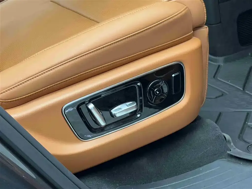 Li Auto L9 2025 из CN, фото 8