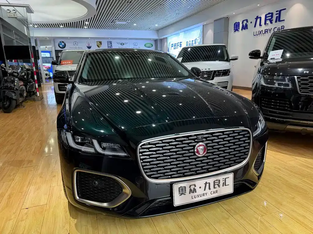 Jaguar XFL — фото 10