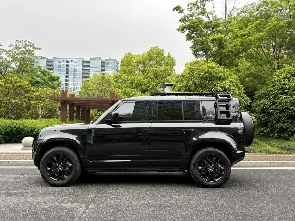 Land Rover Defender — фото 4