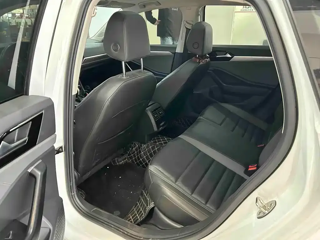 Volkswagen Sagitar 2022 из CN, фото 7