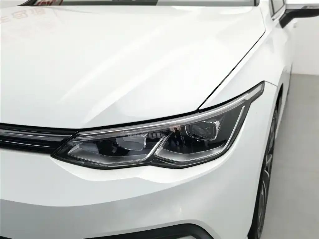 Volkswagen Golf 2021 из CN, фото 3