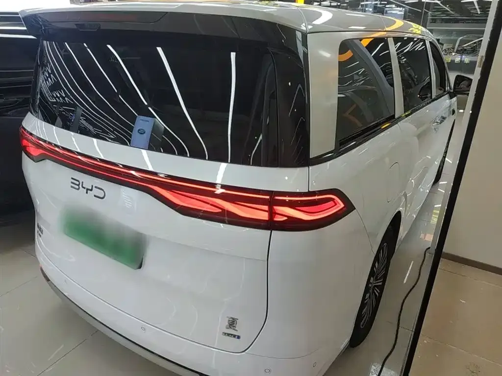 BYD Xia 2025 из CN, фото 6