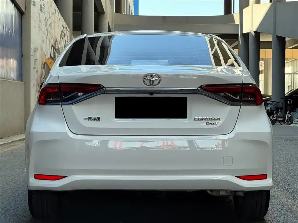 Toyota Corolla 2021 из CN, фото 2
