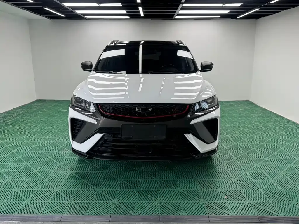 Geely Binyue — фото 10