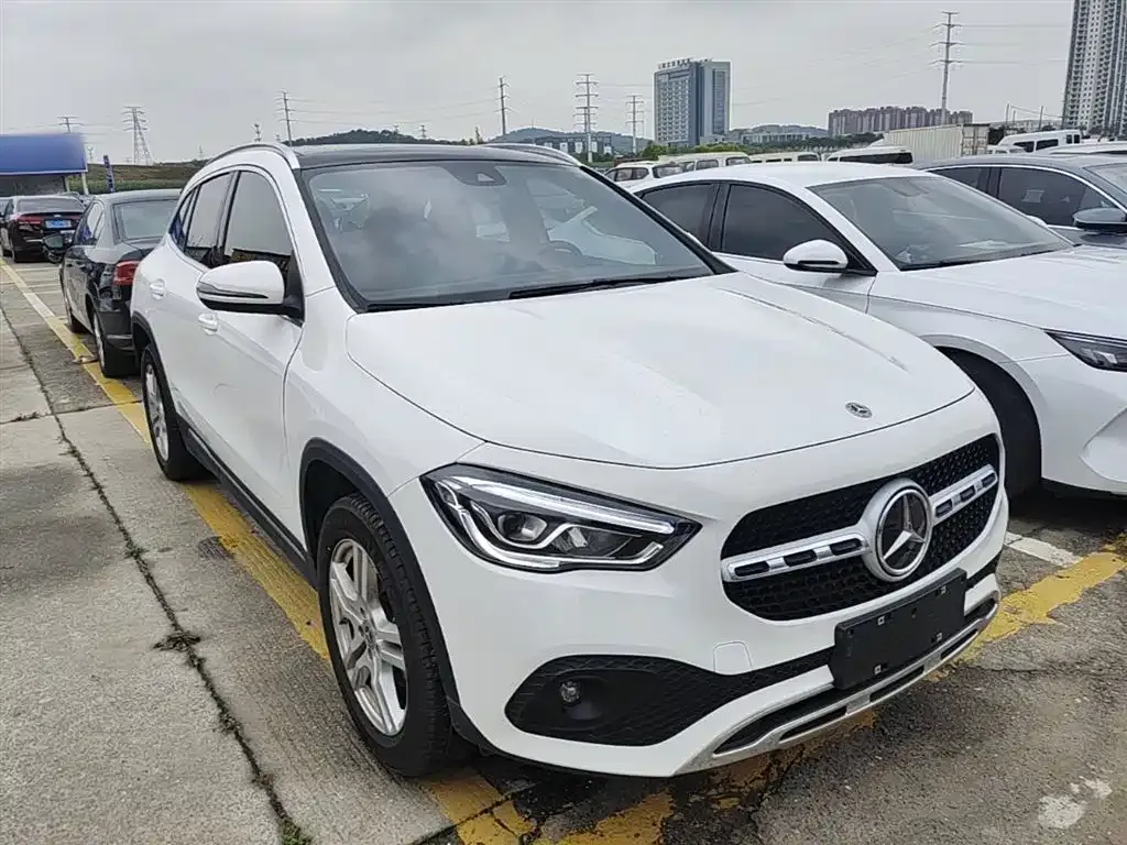 Mercedes-Benz GLA — фото 5