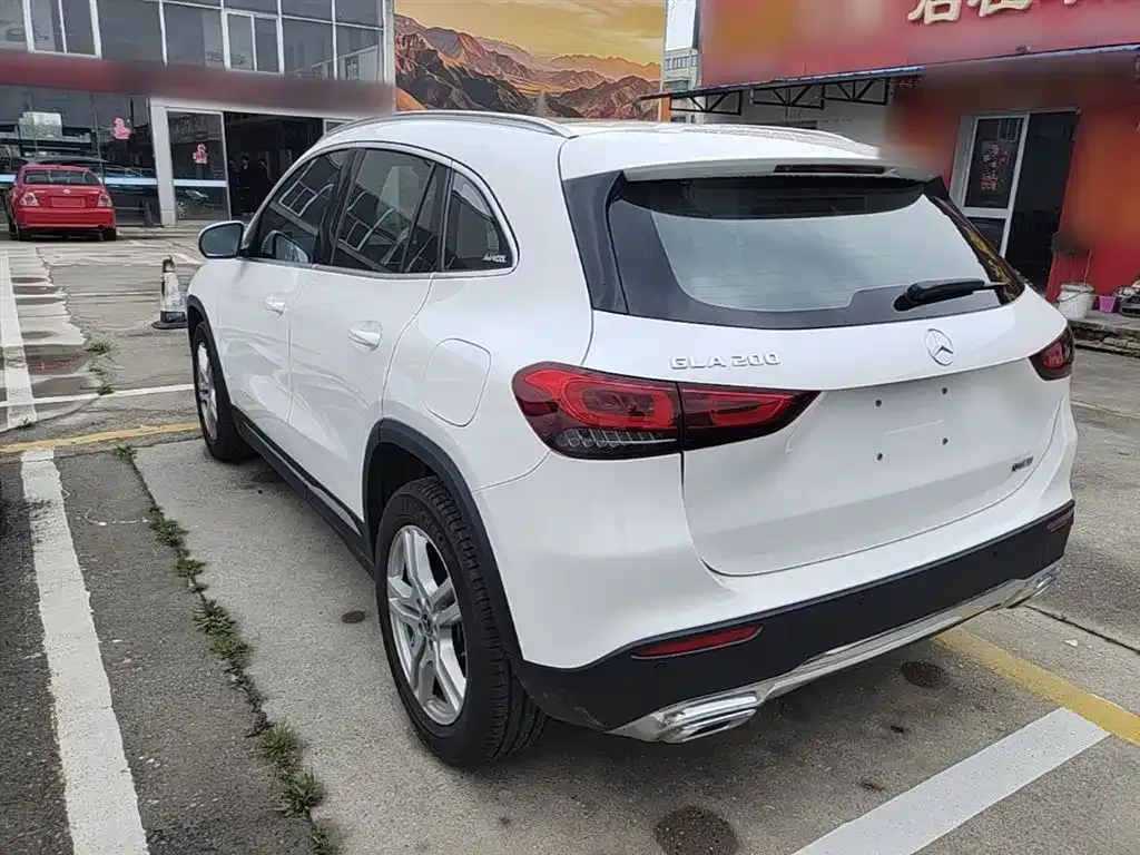 Mercedes-Benz GLA — фото 10