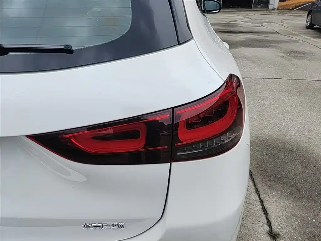 Mercedes-Benz GLA — фото 3