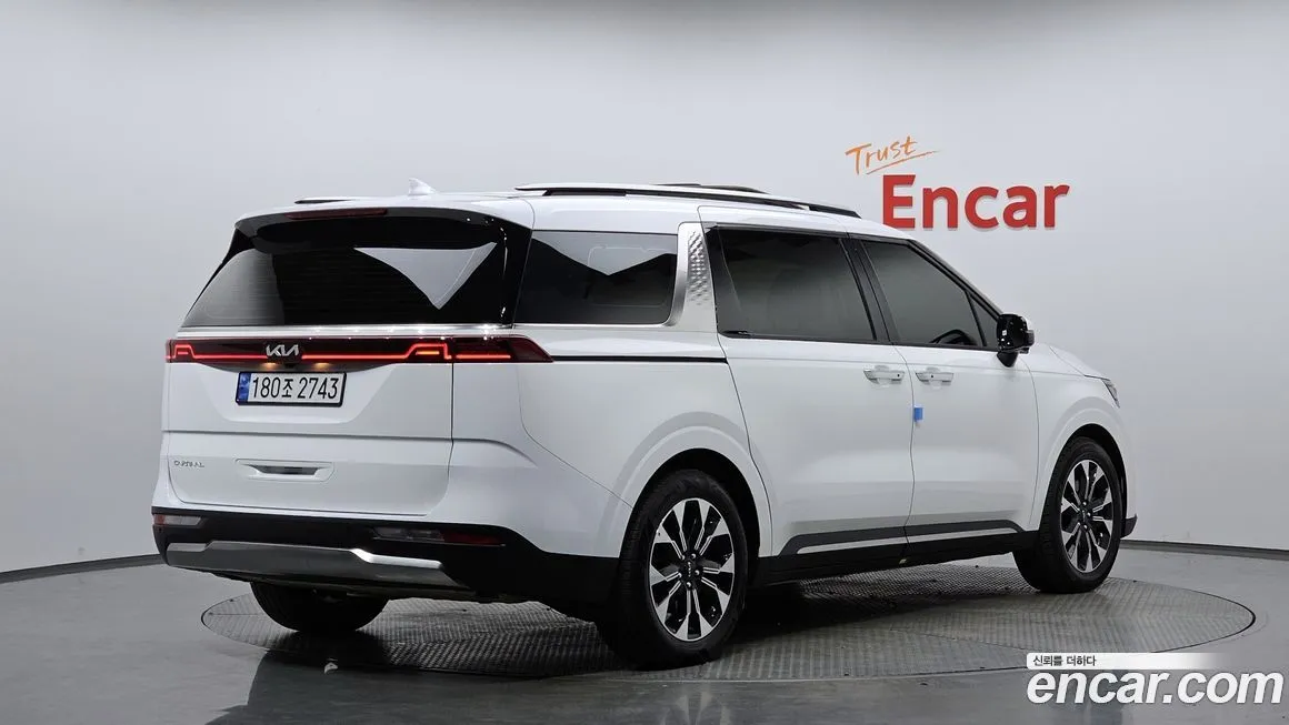 Kia Carnival 2023 из KR, фото 4