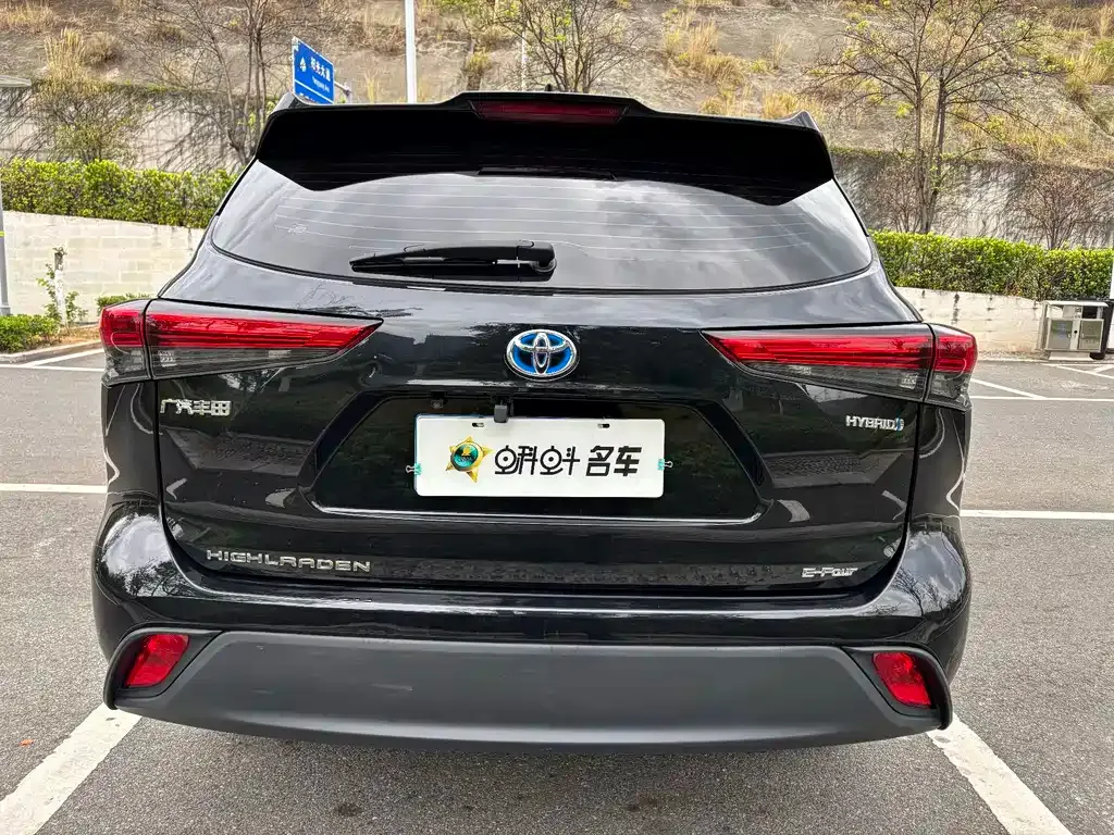 Toyota Highlander 2023 из CN, фото 7