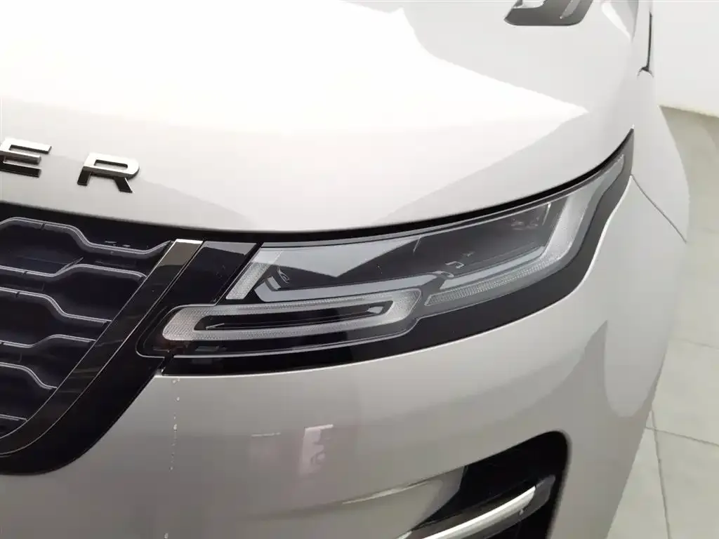 Land Rover Evoque 2023 из CN, фото 4